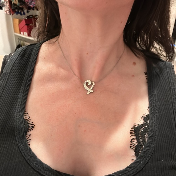 Authentic sterling silver Tiffany’s Paloma Picasso heart necklace! - Picture 2 of 3